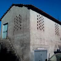 Casa su 3 livelli e magazzino c2