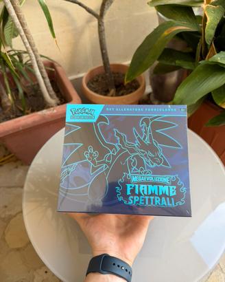 Pokemon Set Allenatore Fuoriclasse FiammeSpettrali