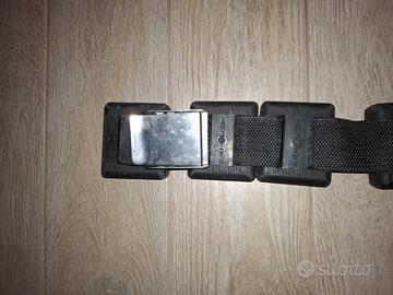 cintura subacquea zavorrata