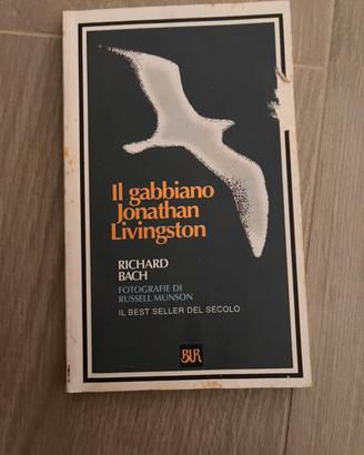 Il gabbiano Jonathan Livingston" Richard Bach