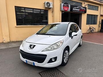 Peugeot 207 Anno 2013 1.4 BENZ/GPL 75CV