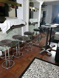 tavolini ferro,divani,sgabelli attrezzatura bar