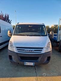 Iveco Daily 9 posti