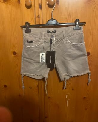 pantaloncini da donne nuove mai usate
