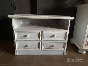 Mobile laccato bianco