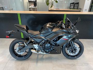 Kawasaki Ninja 650 2026