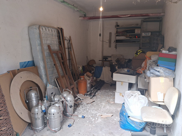 Box di 14 mq, san Giorgio a cremano