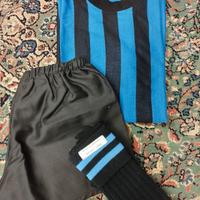 Completino piccolo calciatore 10/12 anni