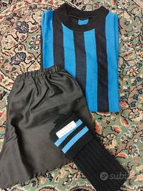 Completino piccolo calciatore 10/12 anni