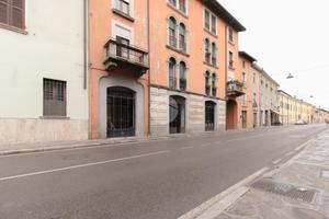 NEGOZIO A BAGNOLO MELLA