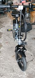 BICICLETTA ELETTRICA