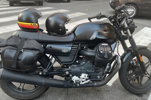 Moto Guzzi V7 - 2019