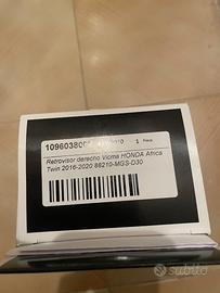 Specchietto destro nuovo