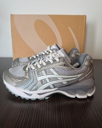 ASICS Sneakers Grigie – Taglia 38