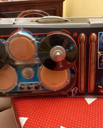 Batteria giocattolo con bacchette e custodia