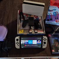 Nintendo Switch OLED+Accessori+Altri Kit (Regali)