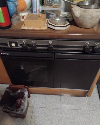 stufa a bombola con forno a gas 