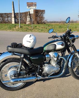 Kawasaki W800    P E R F E T T A 