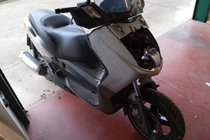 Scooter yamaha x max 250i