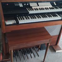 Organo elettronico Farfisa anni 70"