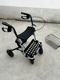 Girello per anziani e/o disabili.