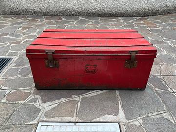 Baule contenitore in metallo