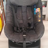 Seggiolino auto girevole