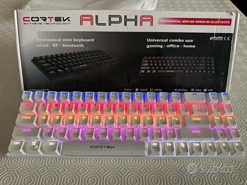 Tastiera meccanica Cortek Alpha wireless e cablata