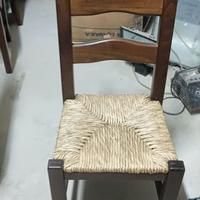 Sedie in legno massiccio