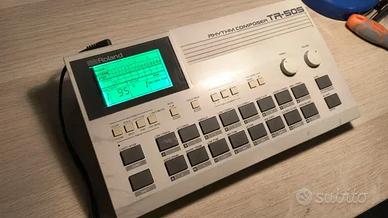 Roland TR-505 modificata con backlight
