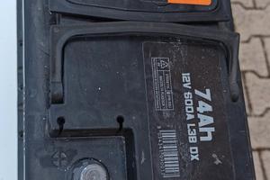 batteria per auto  74 ampere