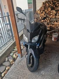 Yamaha xmax 250cc