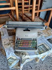 Macchina da scrivere