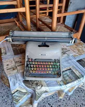 Macchina da scrivere