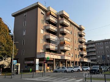 3 LOCALI A BUSSERO