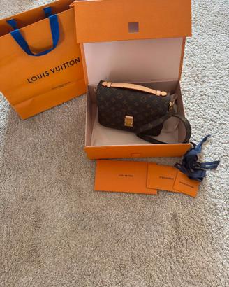 Borsa Louis Vuitton Metis originale con scontrino 