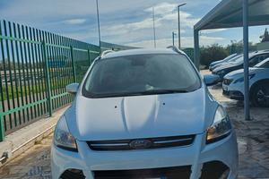 Ford Kuga 2.0 TDCI 180 CV S&S 4WD Powershift Titan