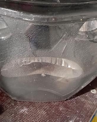 Faro anteriore Aprilia RSV 1000