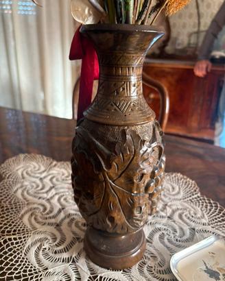 Vaso in legno