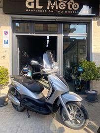 Piaggio Beverly 300 i.e.