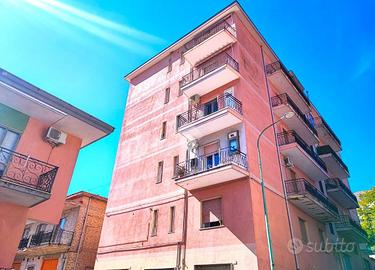 3 LOCALI A MONTECORVINO ROVELLA