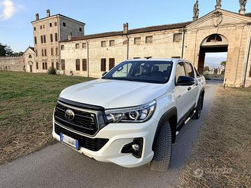 TOYOTA HILUX D4D 4X4 DC EXECUTIVE+