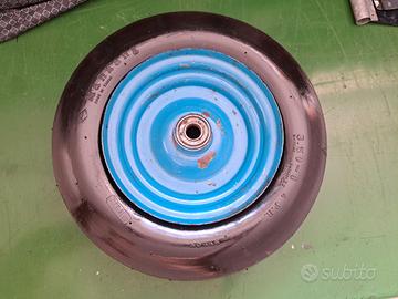 Ruota con cerchio per ranghinatore mis 3,5 - 8