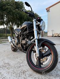 DUCATI MONSTER DARK - 600cc