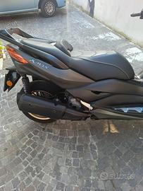 xmax tech max 300 2021