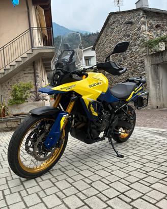 V strom 800 DE