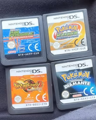 Lotto 4 giochi Nintendo DS originali