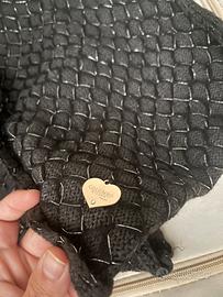 Sciarpa e cappello Colombo M. neri in maglia nuovi