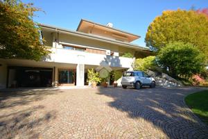 VILLA SINGOLA A PALAZZAGO