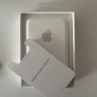 Apple MagSafe battery pack